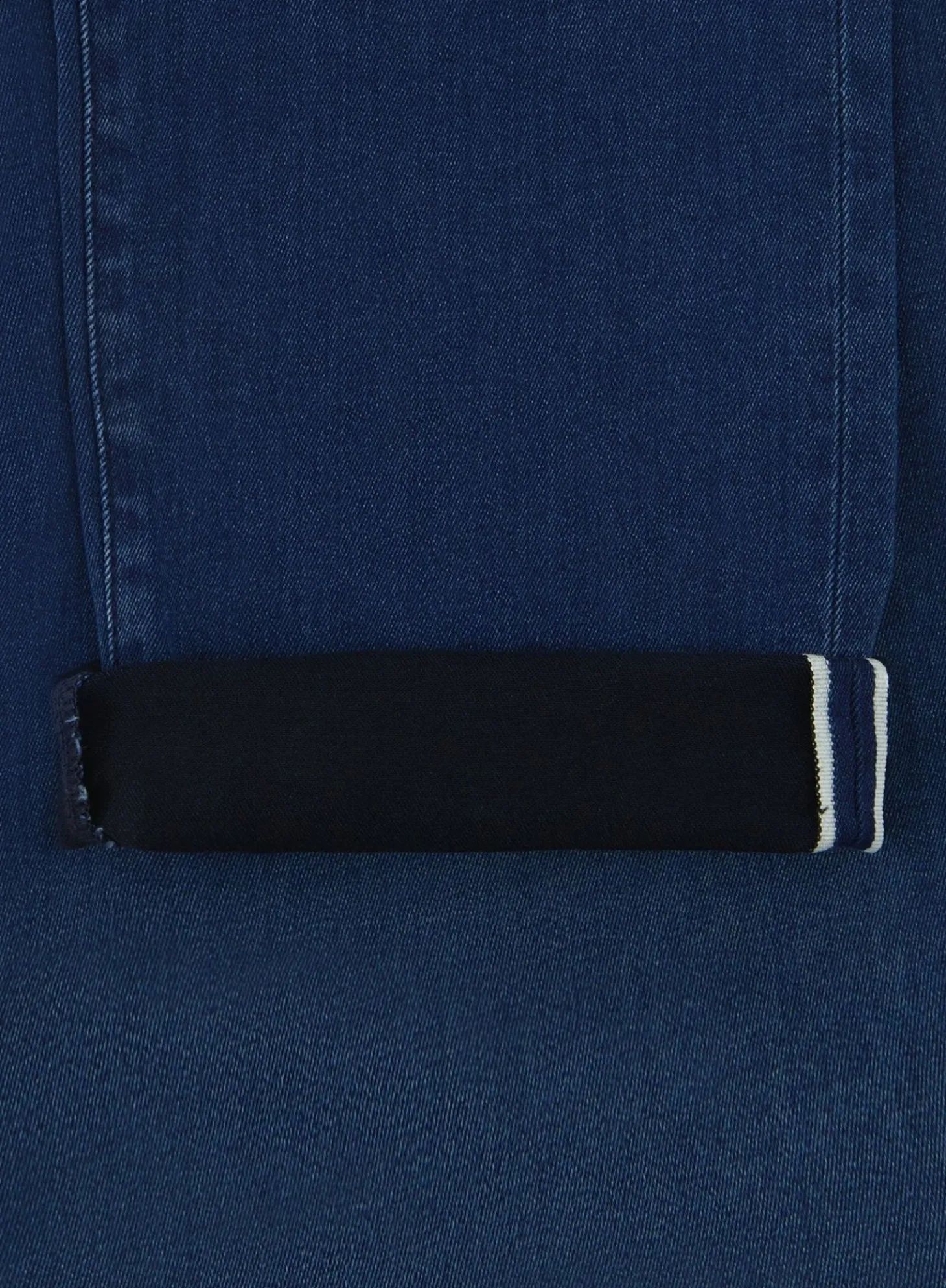 Bard Slim-Fit Jeans