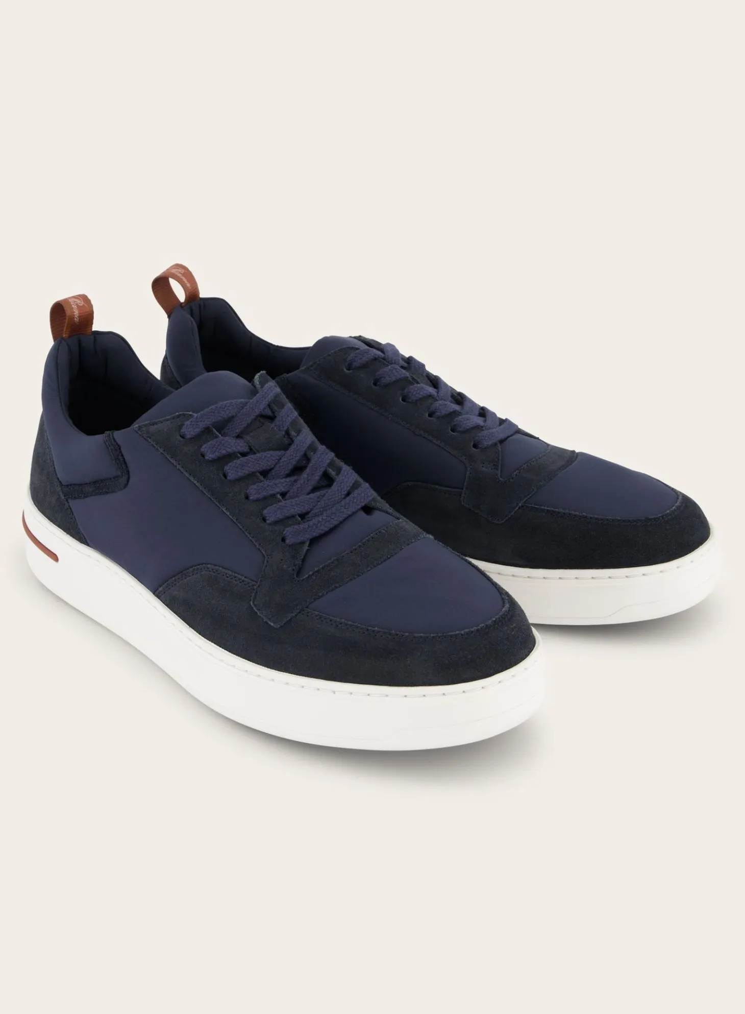 Newport Walk Sneakers