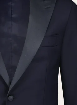 Slim-Fit Tuxedo Van Wol
